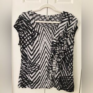 EUC Worthington Black and White Ruffled Blouse